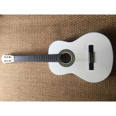 White Courante Classic guitar 4/4 was R1399 now R799_1